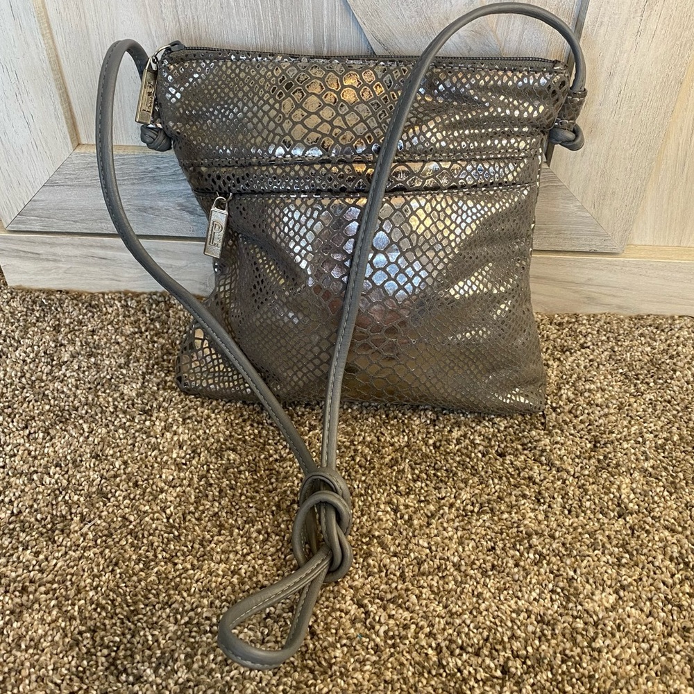 Bags by Pinky Miami Florida Silver Metallic Leather Crossbody Bag Shoulder